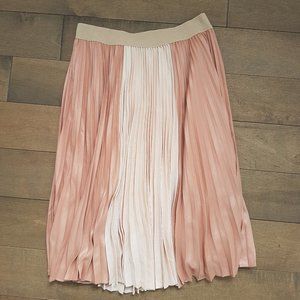 BCBG pink flowy skirt